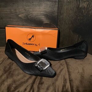 Zelaprox brand, size 36, new in box, black with rhinestone silver buckle, comfy